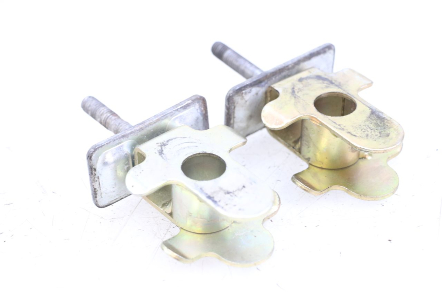 photo de CHAIN ADJUSTER HYOSUNG GTR 125 (2006 - 2008) - Checked used part