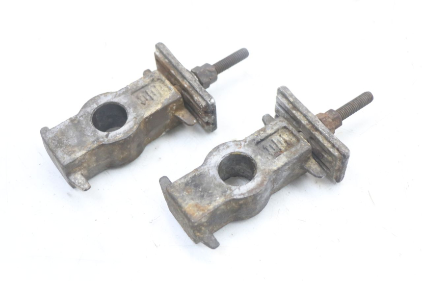 photo de CHAIN ADJUSTER HONDA CBR F 1000 (1993 - 1996) - Zoom on usage condition