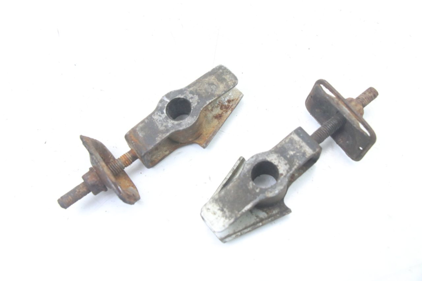 photo de CHAIN ADJUSTER HONDA MTX TC02 125 (1987 - 1989) - Zoom on usage condition