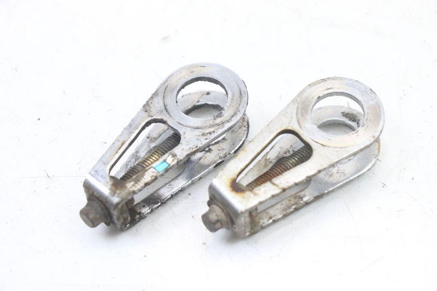 photo de CHAIN ADJUSTER HONDA VT C2 SHADOW 750 (1997 - 2001) - Component detail