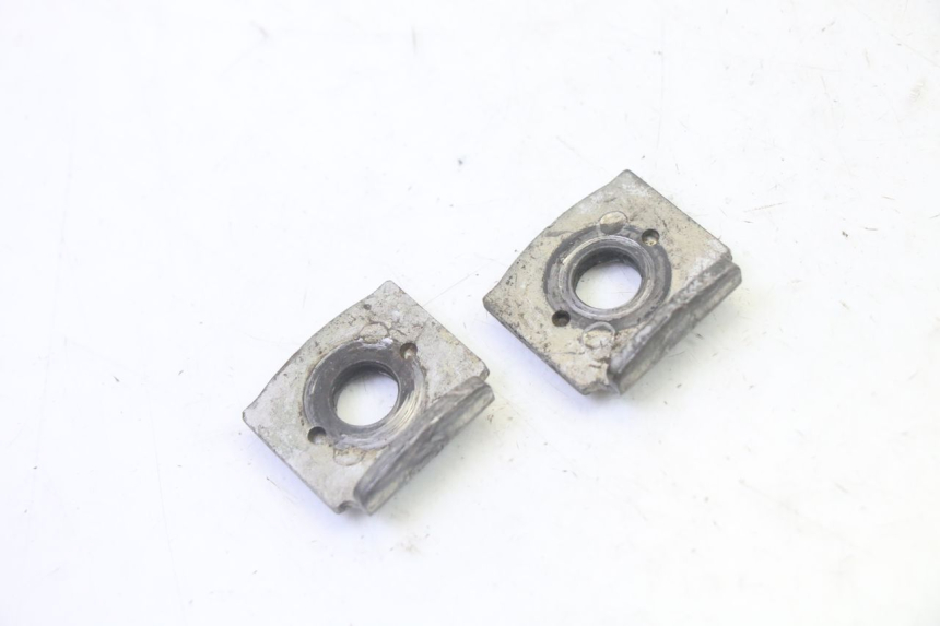 photo de CHAIN ADJUSTER KAWASAKI KX 65 (2000 - 2019) - Component detail