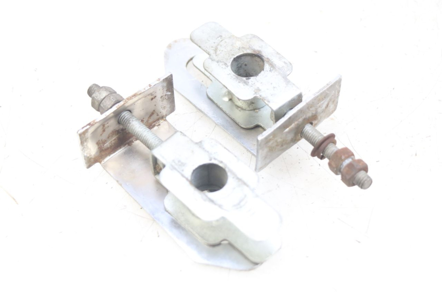 photo de CHAIN TENSIONER YAMASAKI RAPTOR 50 (2013 - 2018) - Zoom on usage condition