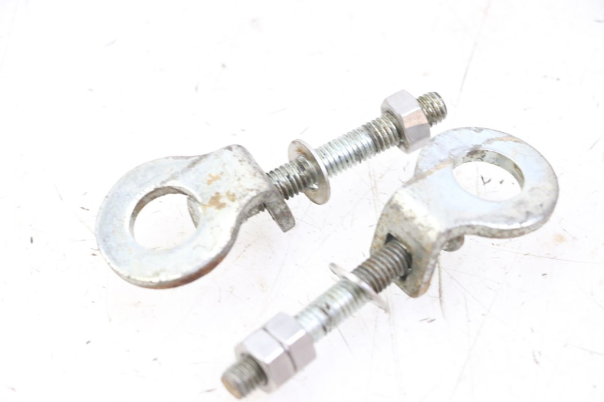 photo de CHAIN ADJUSTER REGAL RAPTOR SPYDER 125 (2010 - 2018) - Main view