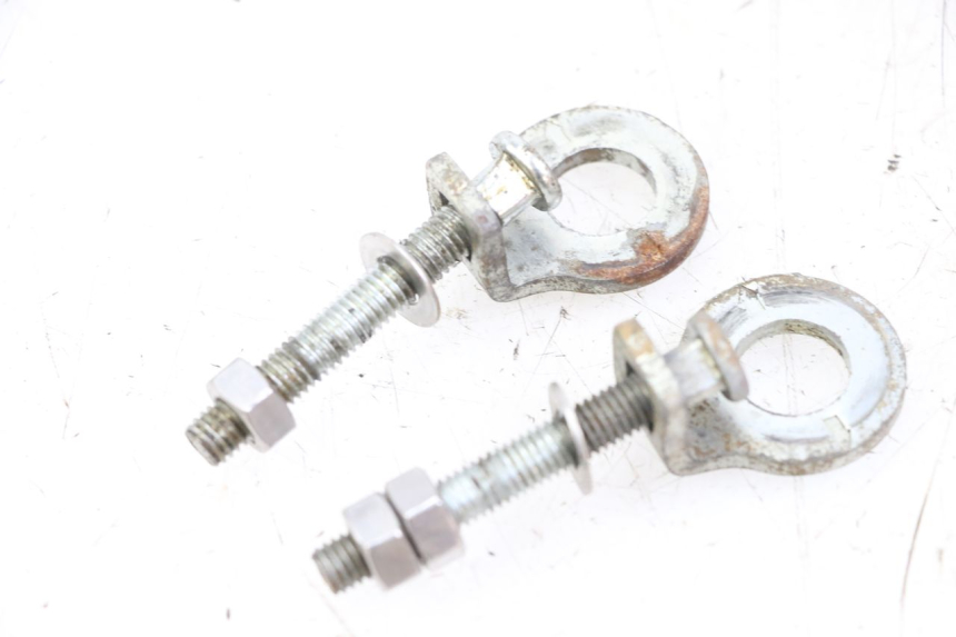 photo de CHAIN ADJUSTER REGAL RAPTOR SPYDER 125 (2010 - 2018) - Component detail