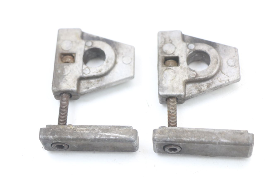 photo de CHAIN ADJUSTER APRILIA RS 50 (2006 - 2010) - Zoom on usage condition