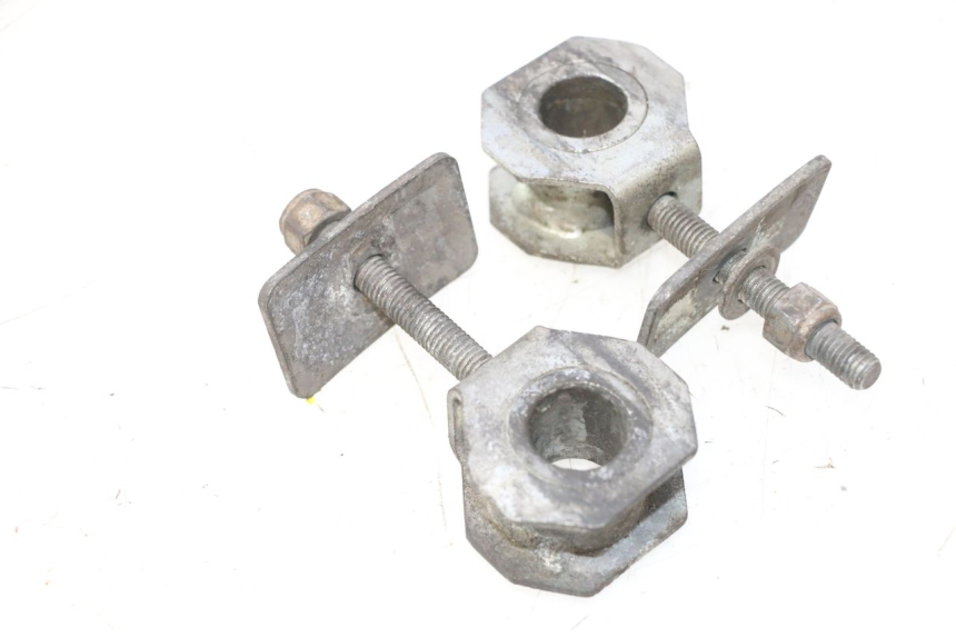 photo de CHAIN ADJUSTER MZ RT 125 (2000 - 2008) - Zoom on usage condition