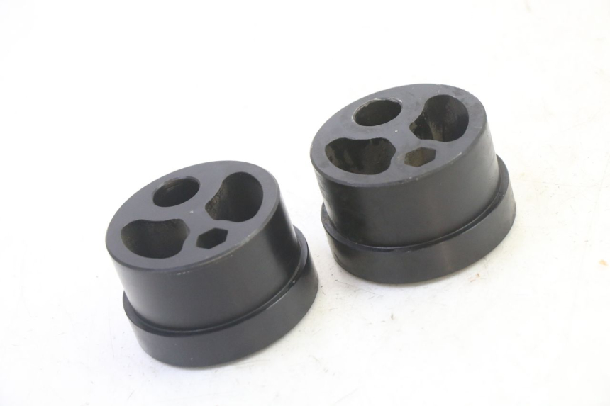 photo de CHAIN ADJUSTER TRIUMPH SPRINT 900 (1995 - 1998) - Main view