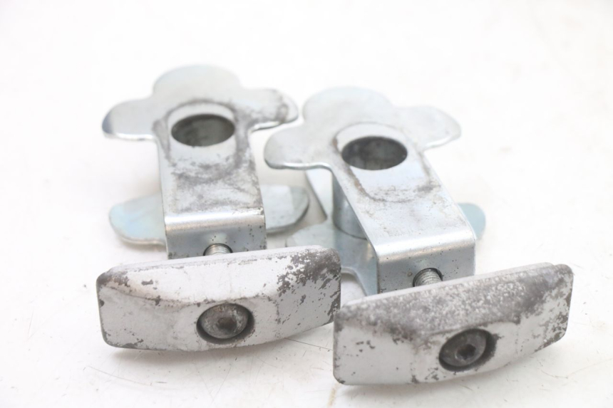 photo de CHAIN TENSIONER SUZUKI GSF S BANDIT 600 (2000 - 2004) - Component detail