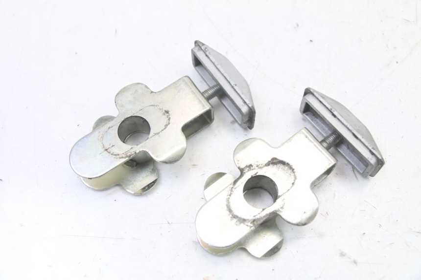 photo de CHAIN ADJUSTER SUZUKI GSX F GSXF 650 (2007 - 2015) - Alternative perspective