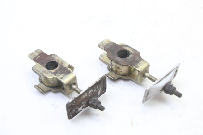 photo de CHAIN ADJUSTER HONDA XLV VARADERO 125 (2000 - 2006) - Zoom on usage condition