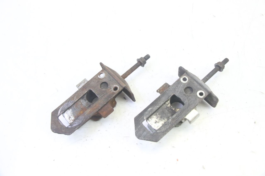 photo de CHAIN ADJUSTER KYMCO ZING 125 (1997 - 2003) - Main view