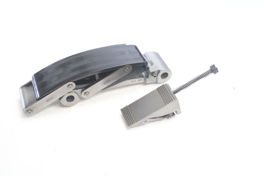 photo de DRIVE BELT TENSIONER HARLEY DAVIDSON ROAD GLIDE FLTRXSE 1920 (2018 - 2022) - Zoom on usage condition