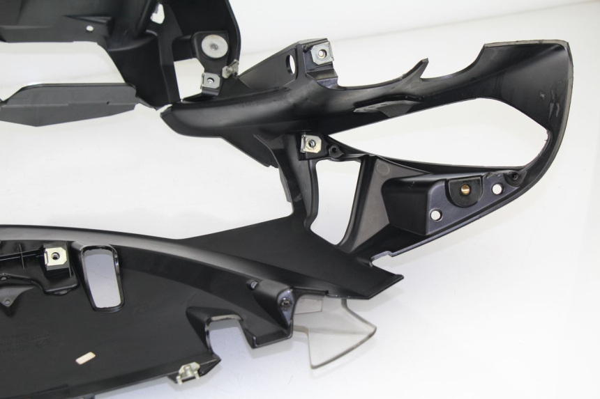 photo de FRONT FAIRING BMW R RT ABS 1200 (2010 - 2014) - Technical close-up