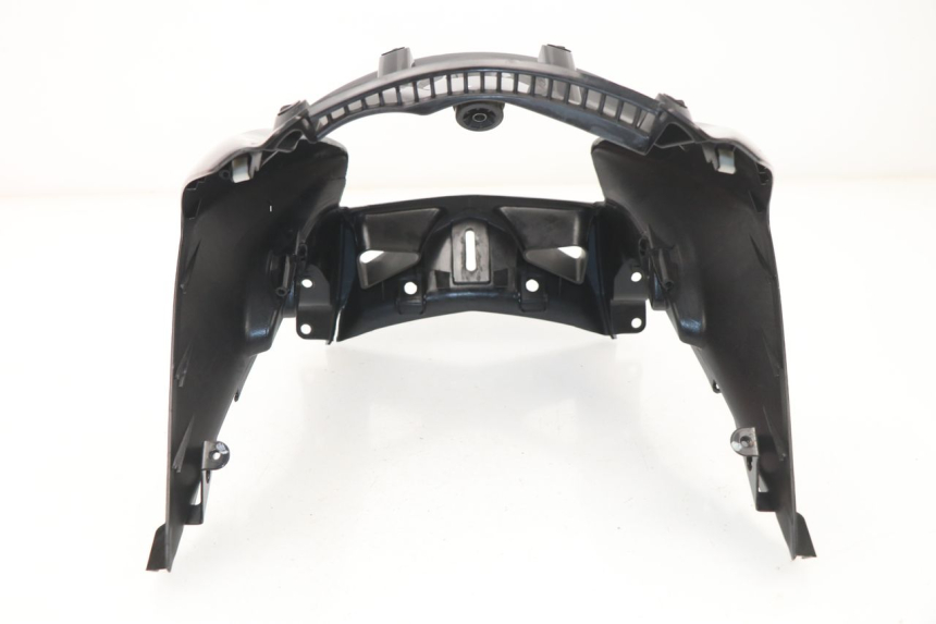 photo de FRONT FAIRING HONDA CBF 125 (2009 - 2015) - Technical close-up