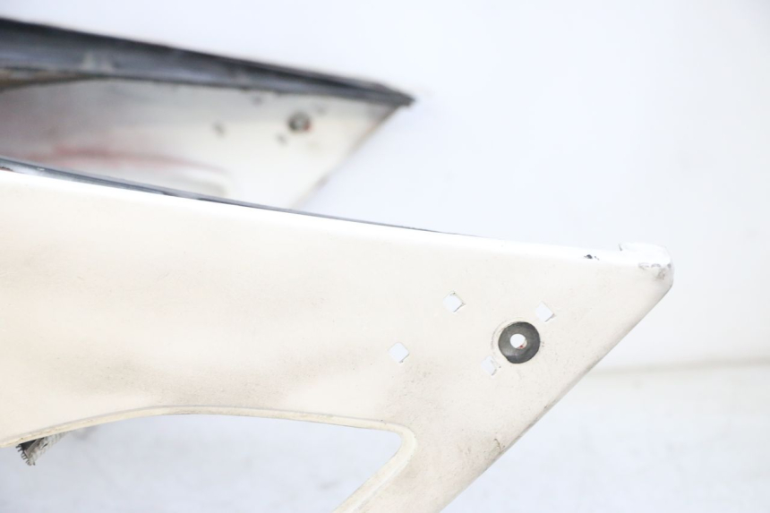 photo de FRONT FAIRING YAMAHA FJ 36Y 1100 (1984 - 1985) - Alternative angle