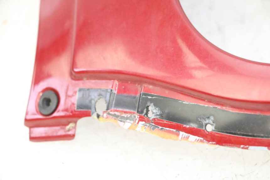 photo de FRONT FAIRING TRIUMPH SPRINT 900 (1995 - 1998) - Detailed visual inspection