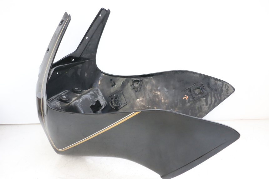 photo de FRONT FAIRING YAMAHA XJ F 900 (1983 - 1994) - Fixing points details