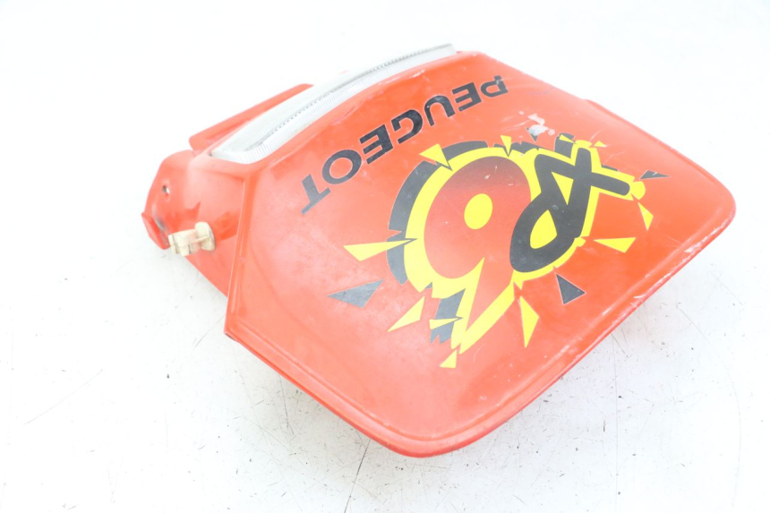 photo de FRONT FORK HEAD PEUGEOT XP6 50 (1997 - 2003) - Surface and material condition