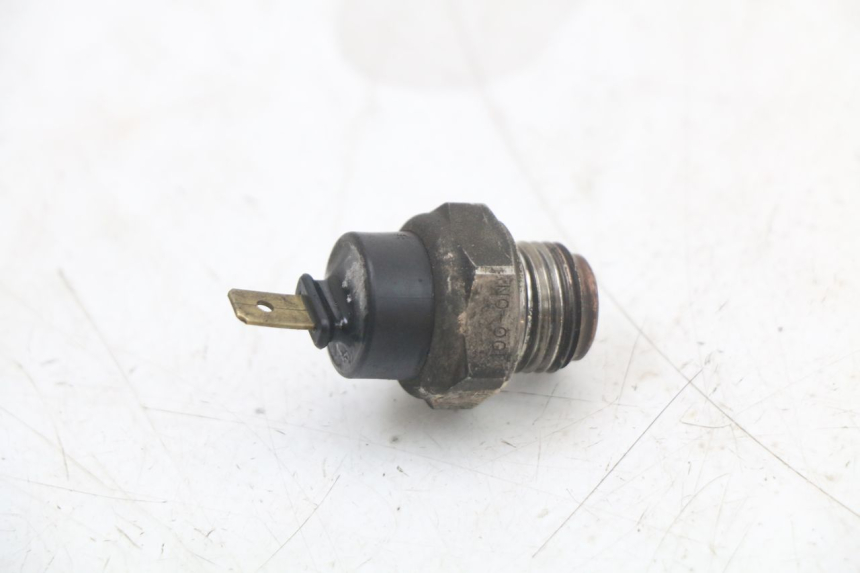 photo de THERMO SWITCH HONDA NES AROBASE 125 (2000 - 2003) - Zoom on usage condition