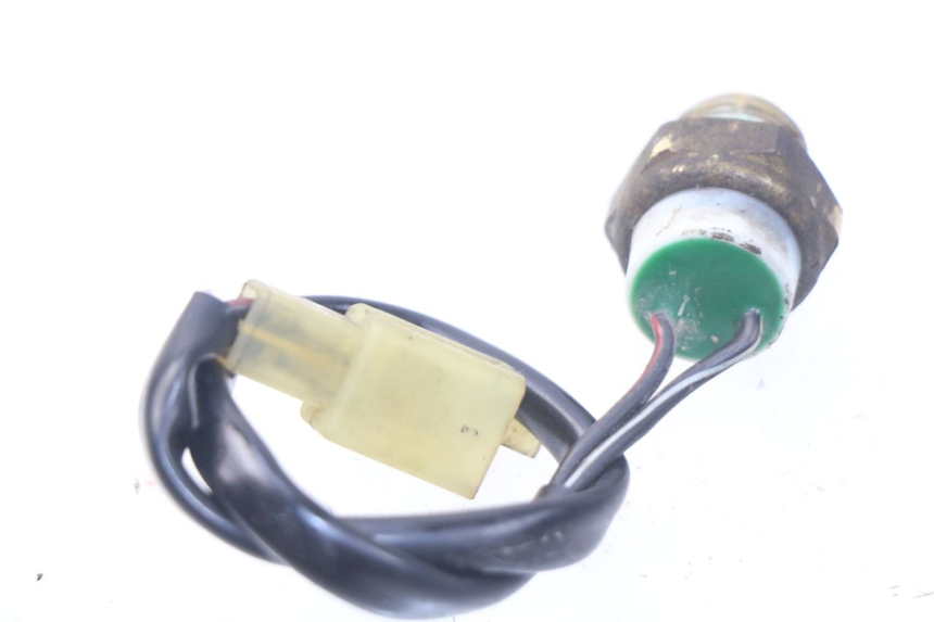 photo de THERMO SWITCH SUZUKI UC EPICURO 125 (1999 - 2003) - Component detail
