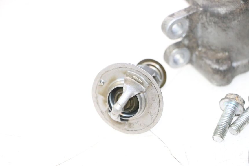 photo de THERMOSTAT HONDA FES PANTHEON 125 (2003 - 2007) - Fixing points details