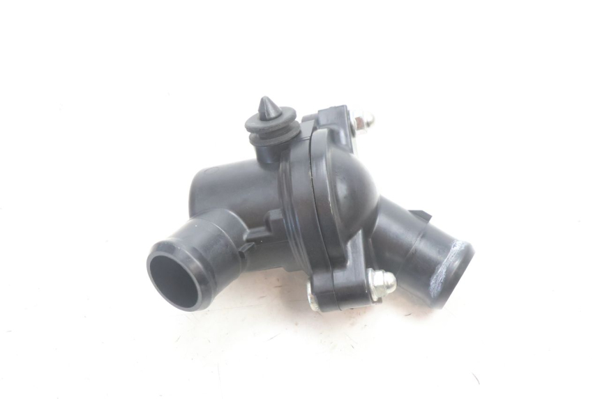 photo de THERMOSTAT YAMAHA FZ8 800 (2010 - 2016) - Surface and material condition