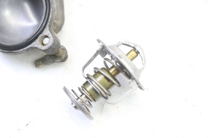 photo de THERMOSTAT HONDA ST PAN EUROPEAN 1300 (2002 - 2013) - Technical close-up