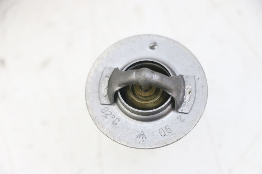 photo de THERMOSTAT HONDA XLV VARADERO 125 (2000 - 2006) - Component detail