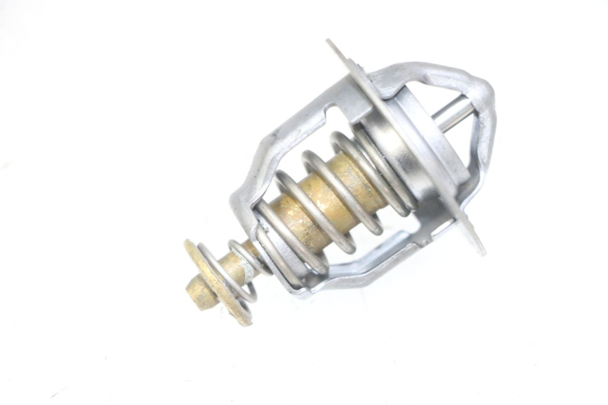 photo de THERMOSTAT HONDA XLV VARADERO 125 (2000 - 2006) - Alternative perspective