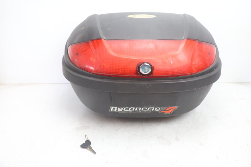 photo de TOP BOX KYMCO AGILITY 4T 50 (2005 - 2018) - Zoom on usage condition