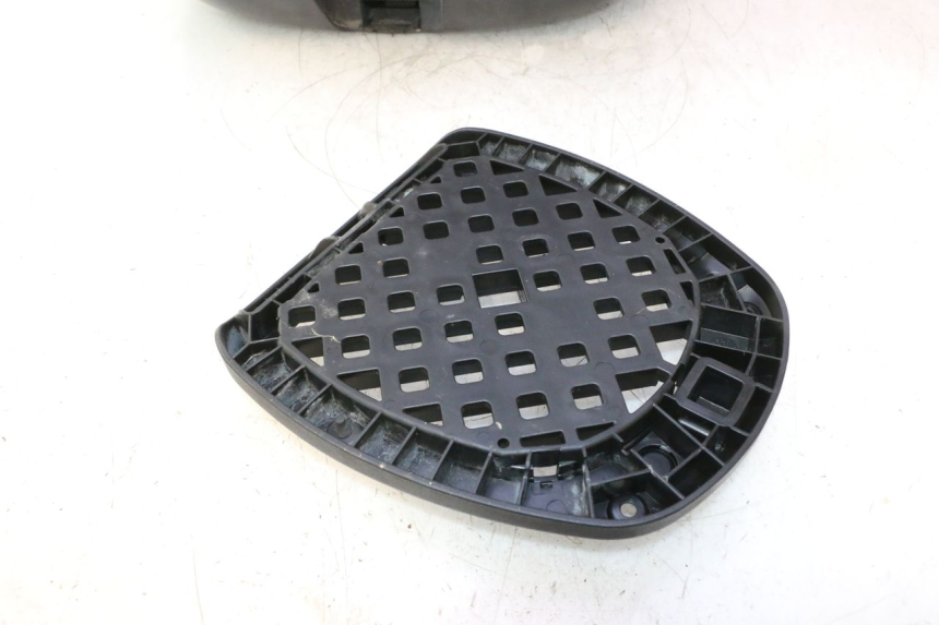 photo de TOP BOX APRILIA ATLANTIC S 125 (2010 - 2013) - Product overview