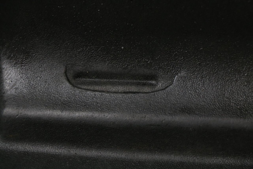 photo de TOP BOX HONDA FES PANTHEON 125 (2003 - 2007) - Distinctive features