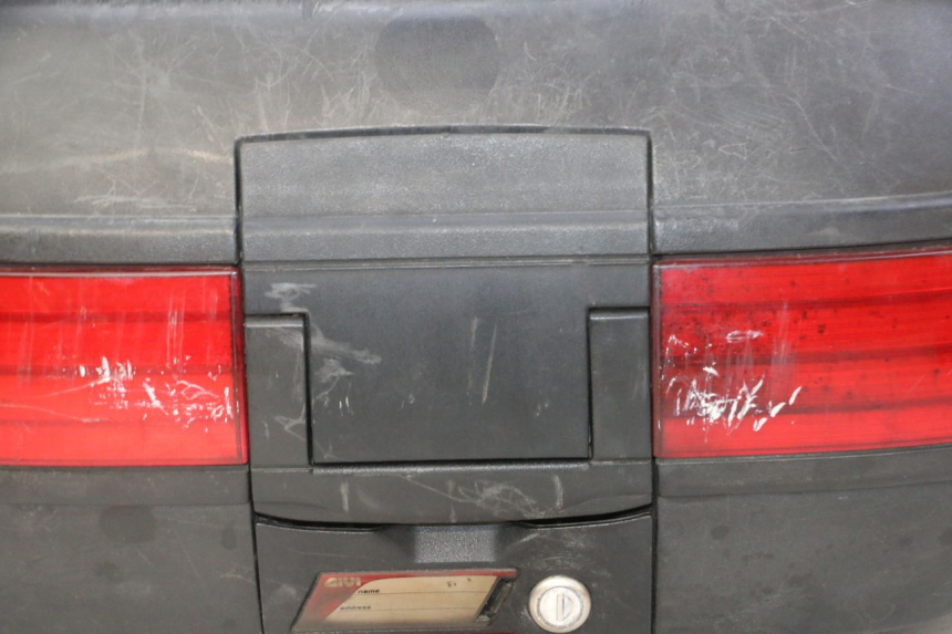 photo de TOP BOX PEUGEOT KISBEE 2T 50 (2010 - 2017) - Markings and original references