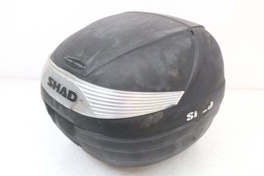 photo de TOP BOX PEUGEOT KISBEE 4T 50 (2018 - 2022) - Technical close-up