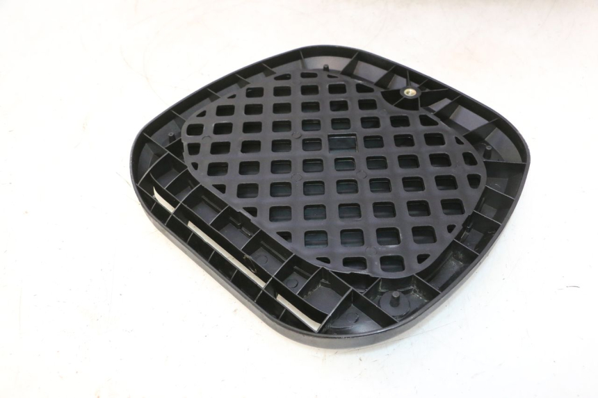photo de TOP BOX PEUGEOT KISBEE 4T 50 (2023 - 2026) - Main view