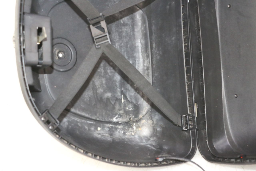 photo de TOP BOX PEUGEOT KISBEE 4T 50 (2023 - 2026) - Product overview