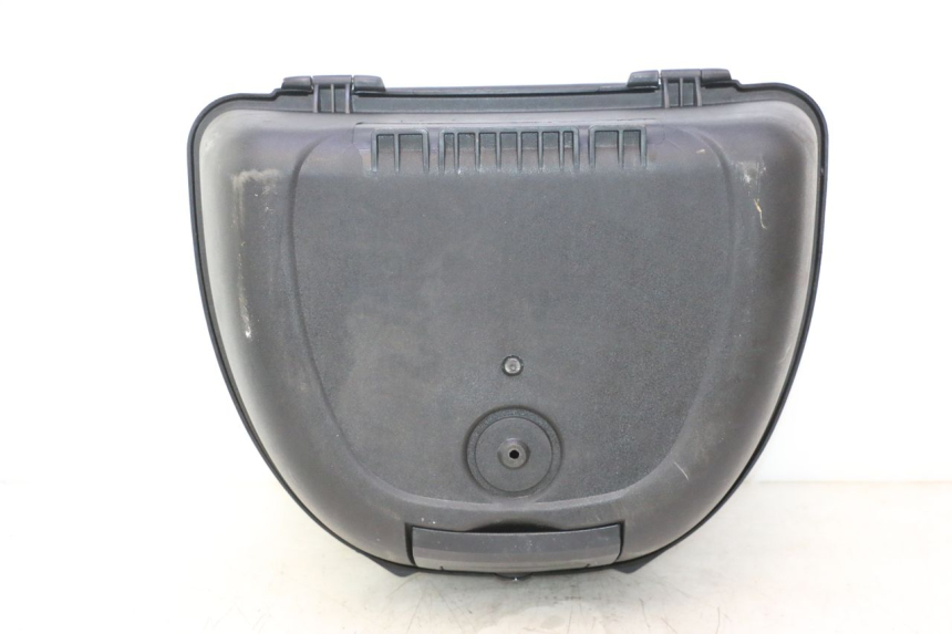 photo de TOP BOX PEUGEOT KISBEE 4T 50 (2023 - 2026) - Checked used part