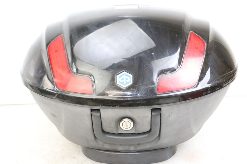 photo de TOP BOX PIAGGIO MP3 LT 400 (2007 - 2012) - Fixing points details