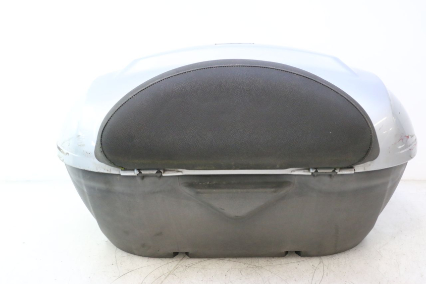 photo de TOP BOX PIAGGIO MP3 125 (2006 - 2014) - Surface and material condition