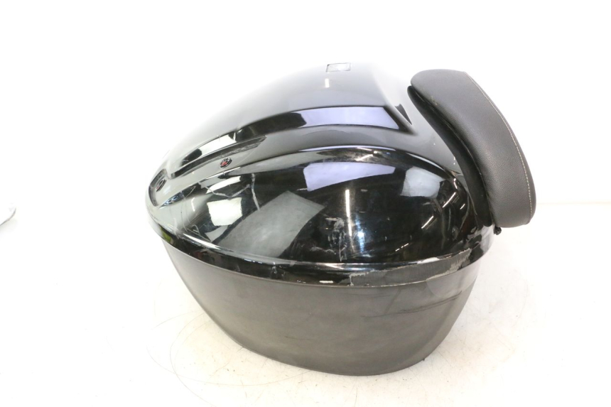 photo de TOP BOX PIAGGIO MP3 125 (2006 - 2014) - Focus on structure