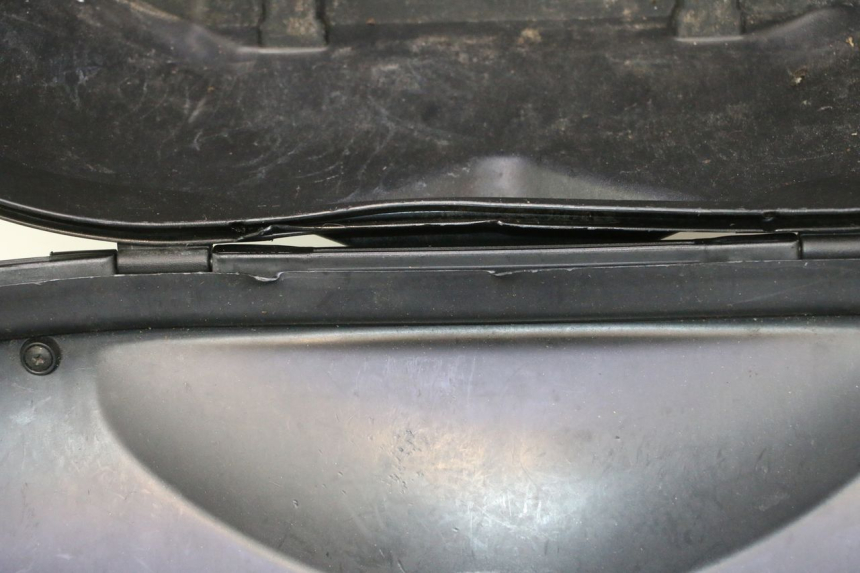 photo de TOP BOX PIAGGIO MP3 125 (2006 - 2014) - Product overview