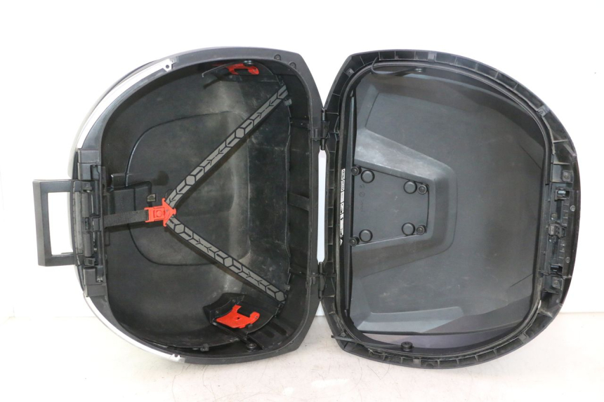 photo de TOP BOX PIAGGIO MP3 500 (2016 - 2018) - Additional view of the item