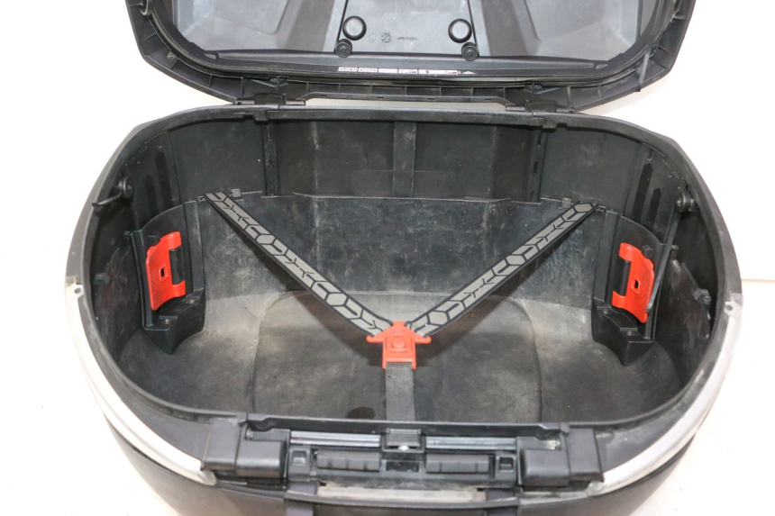 photo de TOP BOX PIAGGIO MP3 500 (2016 - 2018) - Supplementary product photo