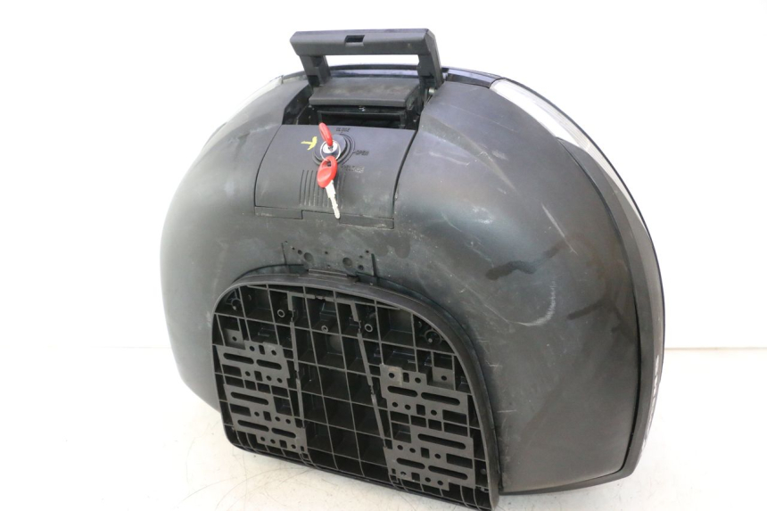 photo de TOP BOX PIAGGIO MP3 500 (2016 - 2018) - Alternative perspective