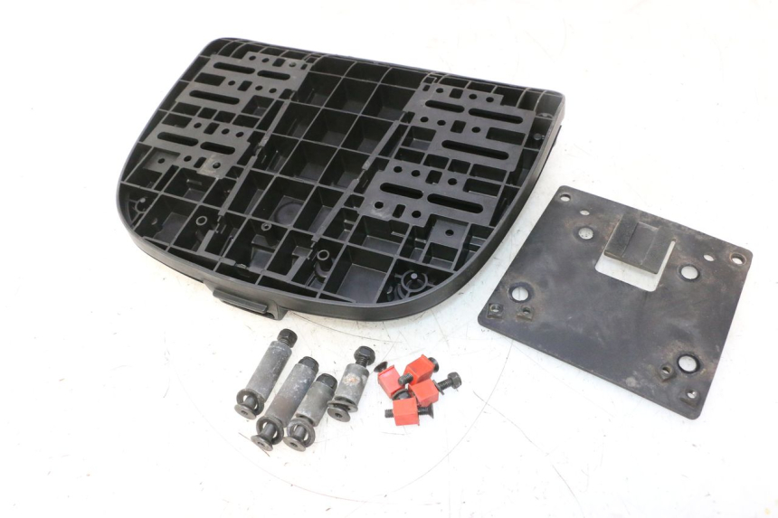 photo de TOP BOX PIAGGIO MP3 500 (2016 - 2018) - Surface and material condition