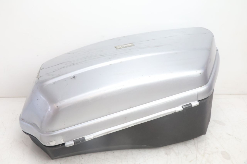 photo de TOP BOX APRILIA SCARABEO GT 125 (1999 - 2007) - Main view
