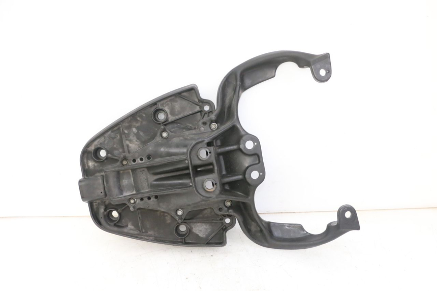 photo de TOP BOX APRILIA SCARABEO GT TOURING 125 (1999 - 2005) - Alternative angle