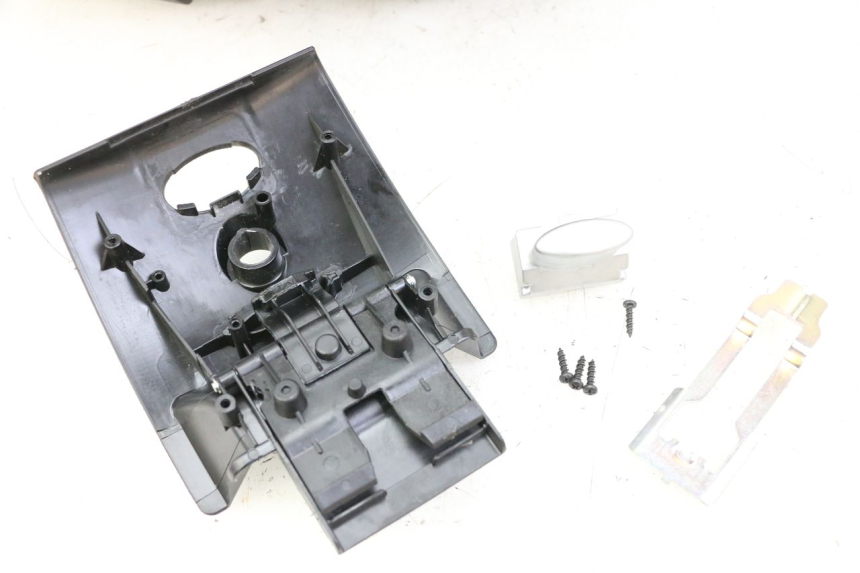 photo de TOP BOX PEUGEOT TWEET 4T 50 (2023 - 2025) - Additional view of the item