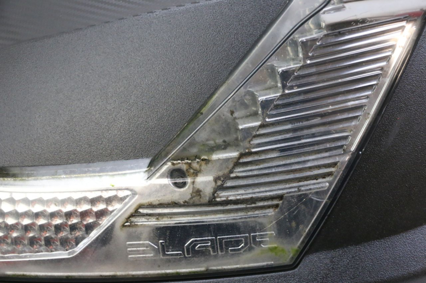 photo de TOP BOX PEUGEOT TWEET 4T 50 (2023 - 2025) - Focus on structure