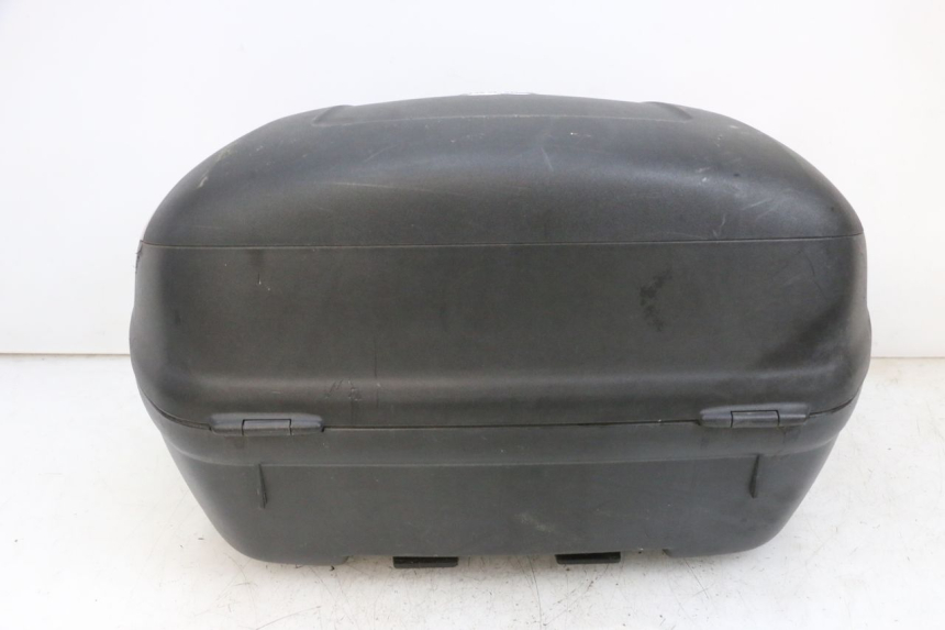 photo de TOP BOX YAMAHA XMAX X-MAX 125 (2006 - 2009) - Focus on structure